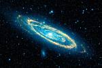 Galaxie v Andromedě, také M31, NGC 224 nebo Velká mlhovina v Andromedě