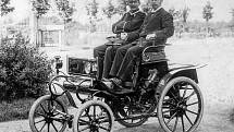 Prvním vozem byl Opel Patent-Motorwagen System Lutzmann