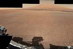 Vozítko Curiosity na Marsu pravidelně fotí panoramatické snímky. Tato fotka z roku 2019 je panorama s nejvyšším rozlišením, jaká kdy byla na Rudé planetě pořízena.