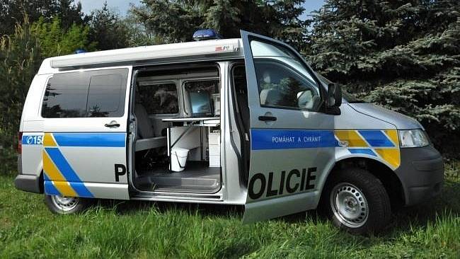 Volkswagen Transporter v úpravě pro policii ČR.