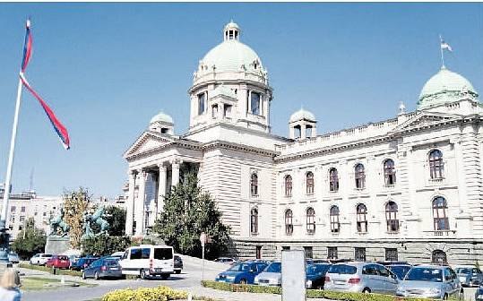 Budova jugoslávského, dnes srbského parlamentu je jednou z mála opečovávaných dominant Bělehradu