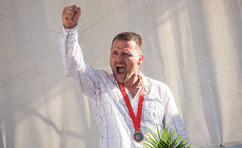 Zápasník Marek Švec dostal 14. srpna na slavnostním ceremoniálu v Havlíčkově Brodě bronzovou medaili z olympijských her v Pekingu z roku 2008. Jeho tehdejší přemožitel v přímém souboji o třetí místo ve váhové kategorii do 96 kg v řecko-římském stylu Asset