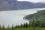 Pohled na skotské jezero Loch Ness