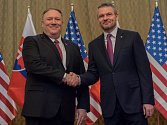 Americký ministr zahraničí Mike Pompeo a slovenský premiér Peter Pellegrini
