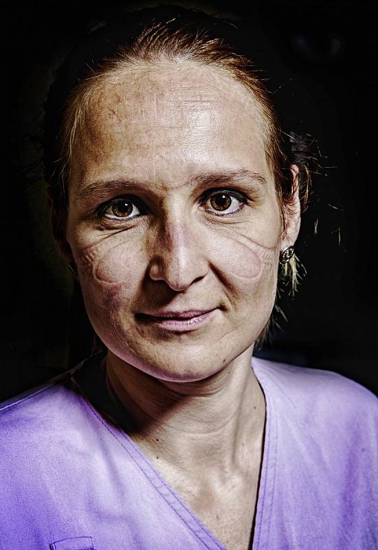 Kategorie Portrét: Sestřičky po službě v Covidáriu ARO Na Bulovce