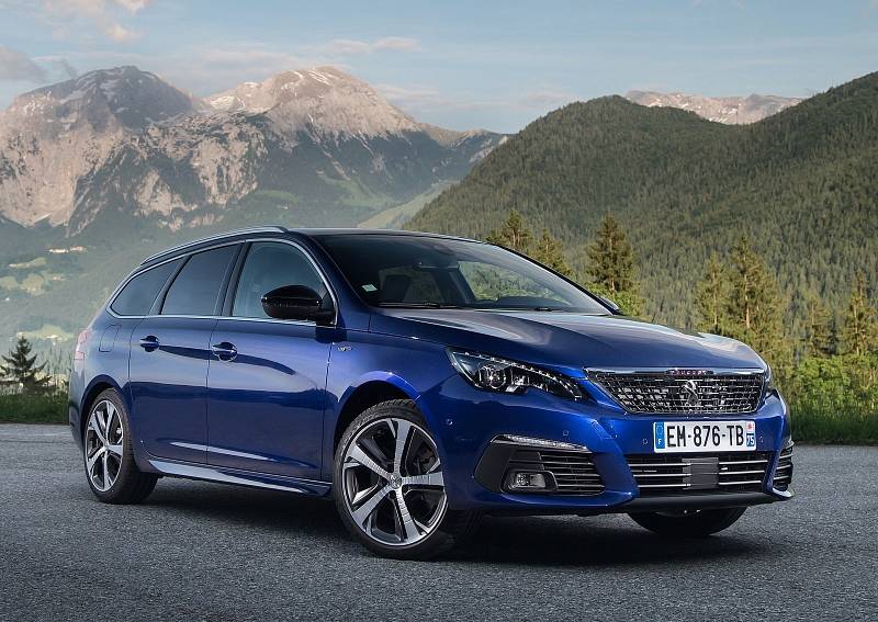 Končící generace Peugeotu 308 SW se nabízí od 410 000 Kč