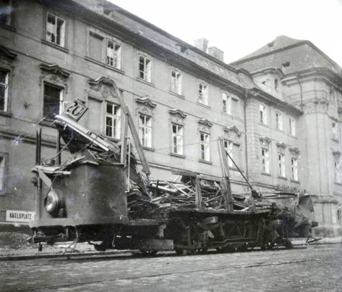 Bombardování Prahy - únor 1945