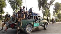 Bojovníci Tálibánu ve městě Kandahár