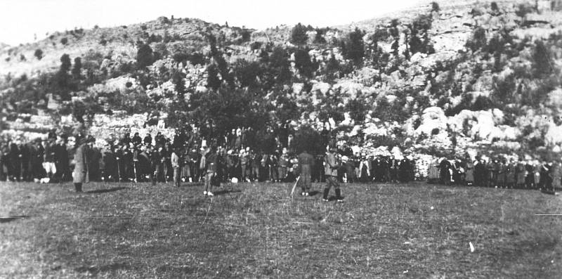 Černohorští partyzáni v předvečer bitvy u Pljevlji, k níž došlo 1. prosince 1941