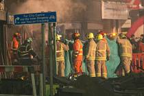 Výbuch a požár v anglickém Leicesteru