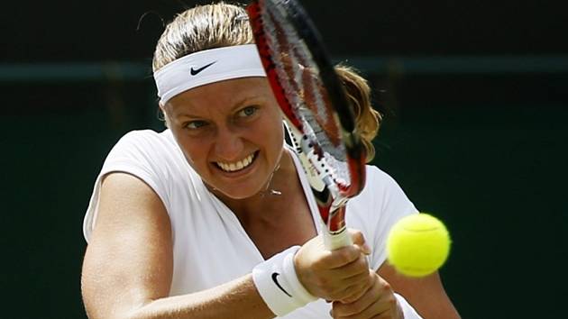 Petra Kvitová postoupila ve Wimbledonu do čtvrtfinále.