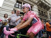 Nairo Quintana si v časovce na Giro d'Italia pojistil vedoucí pozici.