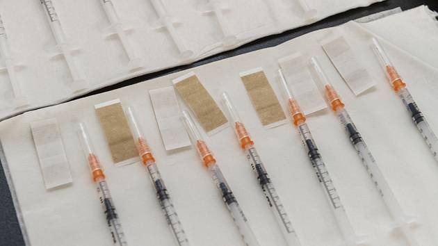 Připravené injekce na očkování vakcínou proti koronaviru