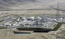 Íránský výzkumný těžkovodní reaktor v Araku