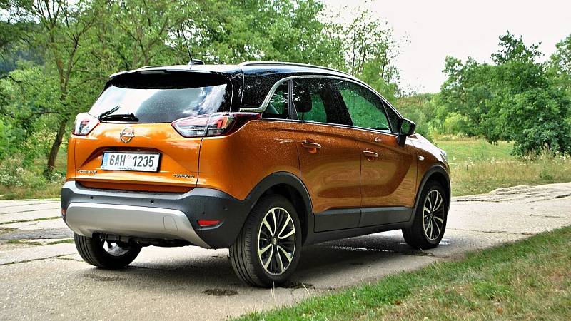 Opel Crossland X.