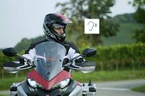 Technologie firmy Bosch umožní komunikaci mezi motocyklem a okolními auty.