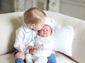 Princ George s princeznou Charlotte