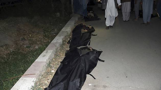 Oběti sebevražedného útoku u letiště v afghánské metropoli Kábulu
