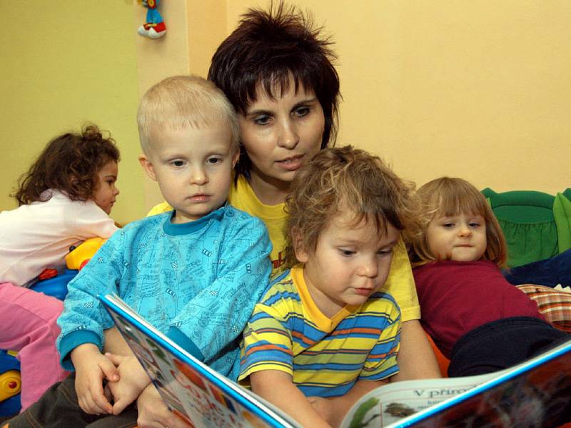 UNIKÁT. Nechat si v Ostravě hlídat dítě je dnes velký problém. Fungují tady totiž v současné době už jen jedny jesle.