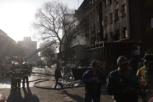 V Johannesburgu hořel bytový dům. Úřady hlásí desítky mrtvých a zraněných