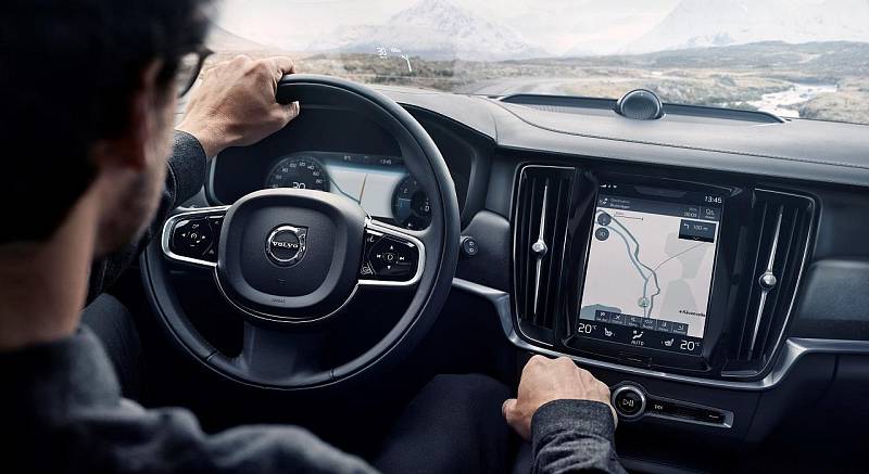 Volvo V90 Cross Country.