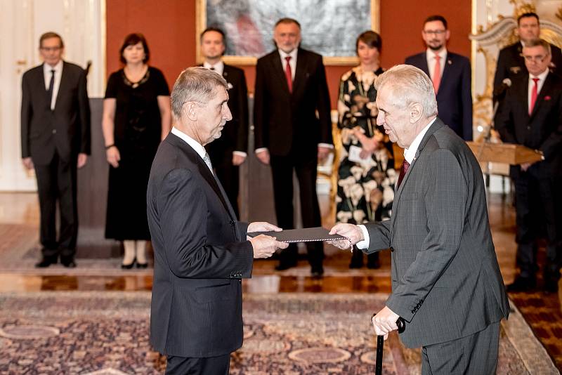 Prezident Miloš Zeman jmenoval 6. prosince na Pražském hradě Andreje Babiše premiérem.