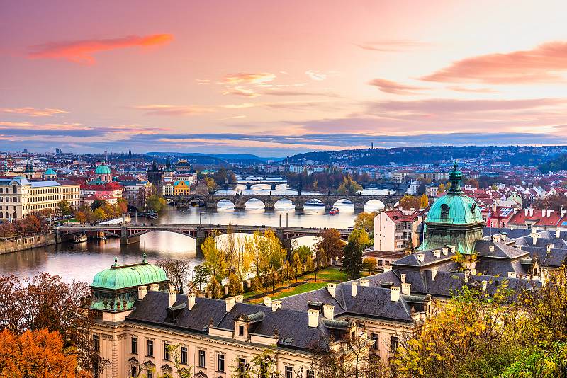 Do dnešní podoby se Praha vyvíjela dlouhých jedenáct století.