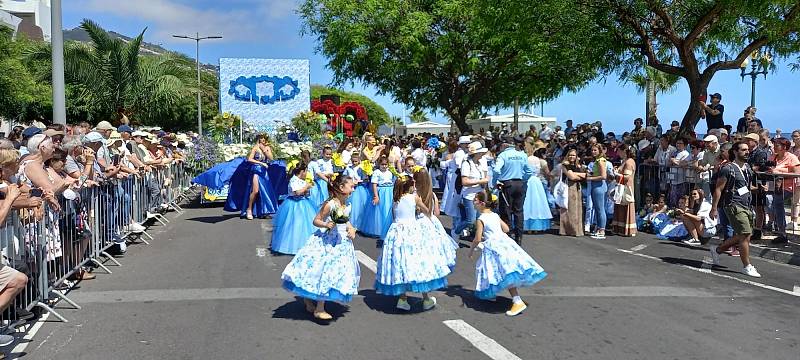 Madeira oslavila konec pandemie Květinovým festivalem.