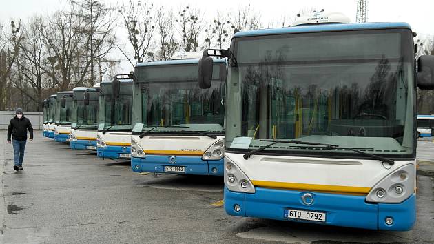 Stav odpovídá najetým kilometrům, ale kus práce ještě odvedou, uvádějí k autobusům z nabídky dopraváci z garáží na Hranečníku v Ostravě