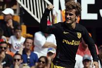 Antoine Griezmann z Atlética Madrid se raduje z gólu.