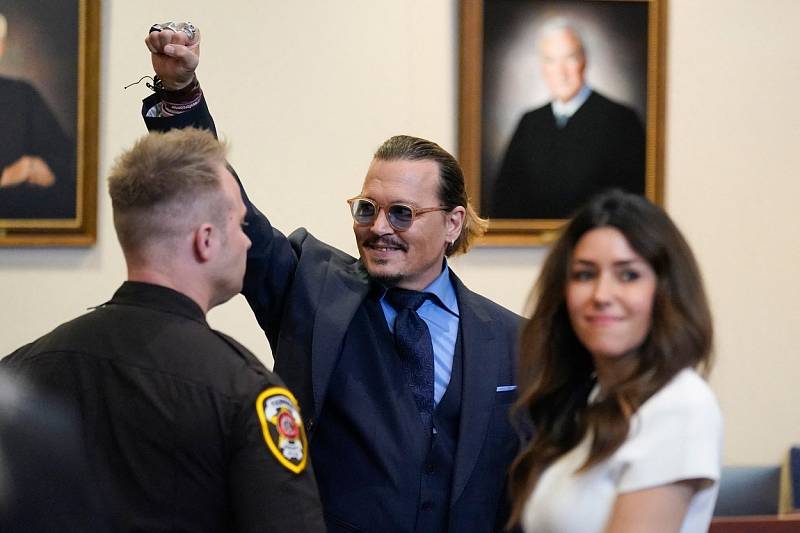 Johnny Depp u soudu.