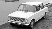 5. VAZ 2101, přes 19 milionů. VAZ 2101, známý též jako Lada 1200, Lada Riva nebo prostě jako „Žigul“, vyráběla továrna AvtoVAZ v ruském Toljatti od roku 1970 pod licencí italského Fiatu 124. Bez zásadnějších změn vydržel tento vůz ve výrobě do r. 2012.