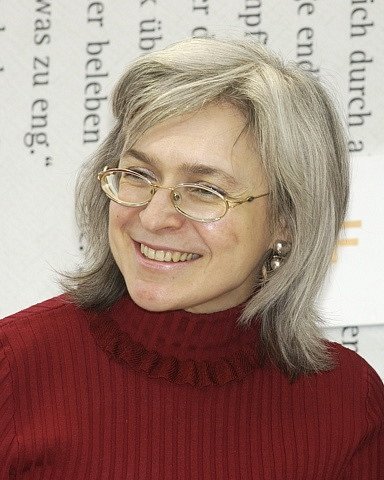 Anna Politkovská v roce 2005 při rozhovoru v Lipsku