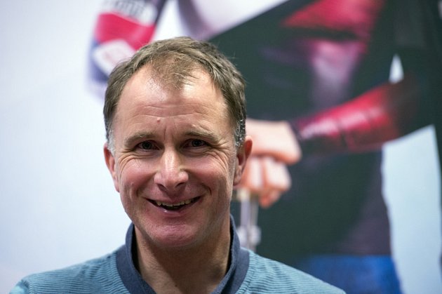 Norský trenér české reprezentace biatlonistek Egil Gjelland má zájem o pokračování spolupráce.