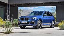 BMW X3.