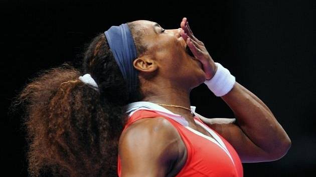 Serena Williamsová dokráčela v Istanbulu na trůn královny současného tenisu.