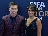 Lionel Messi a jeho přítelkyně