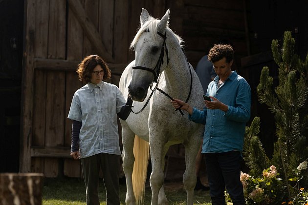 Martha Issová a Jan Cina ve filmu Buko