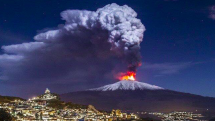 Sopka Etna se probudila k životu.