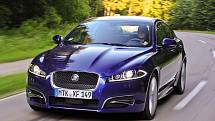 Jaguar XF 2.2D (2011). Najeto: 261 000 km