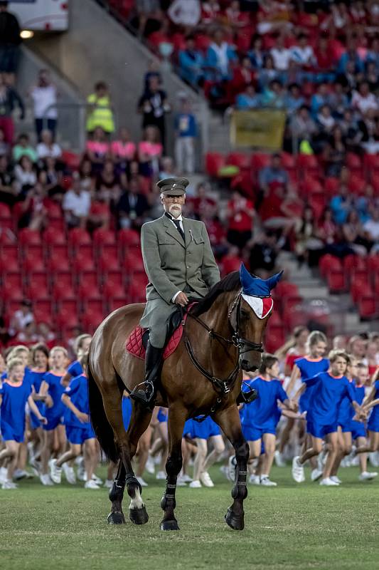 První program hromadných skladeb v rámci XVI. všesokolského sletu proběhl 5. července 2018 v pražské Eden Aréně.