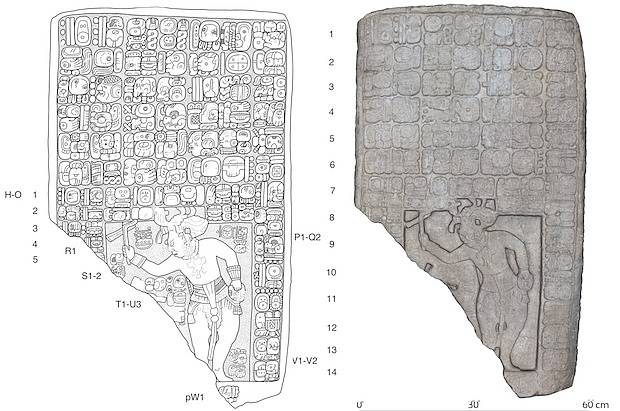 Kamenná tabule nalezená v mayském městě Sak Tz’i