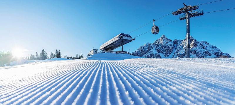 Údolí Stubai v Rakousku - na ledovci se tu lyžuje až do června