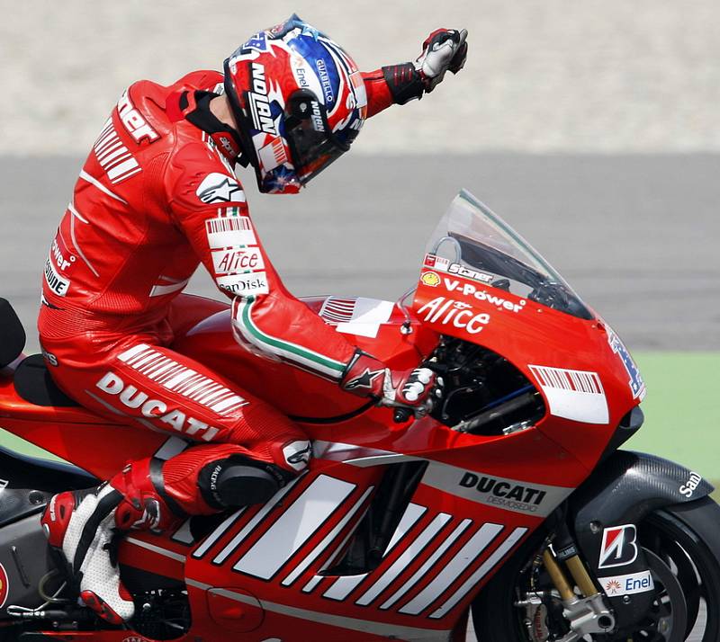 Casey Stoner je zpět v boji o titul mistra světa třídy MotoGP.