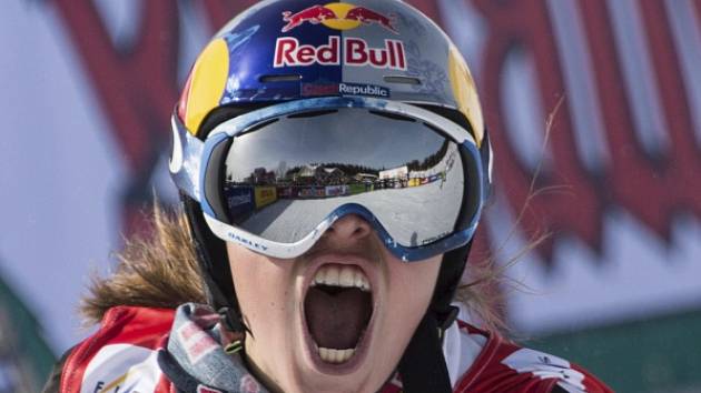 Olympijská vítězka Eva Samková vyhrála závod Světového poháru snowboardcrosařek v německém Feldbergu.