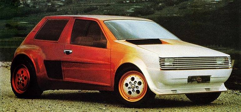 Super Twelve (1982). „Superhatchback“ o velikosti klasického Mini, ale s motorem V12 na zadní nápravě. Jednalo se o dva spojené šestiválce Kawasaki o celkovém výkonu 250 koní (184 kW). S hmotností jen 800 kg byl sprint z 0 na 100 km/h otázkou 5 vteřin.