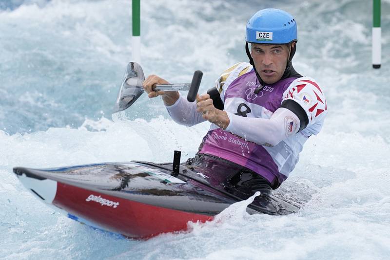 Stříbrný olympijský medailista Lukáš Rohan ve finálové jízdě v Tokiu.