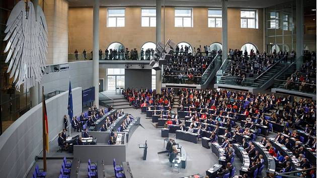 Německý spolkový parlament (Bundestag)