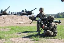 Polští vojáci během příprav na cvičení Defender Europe 22