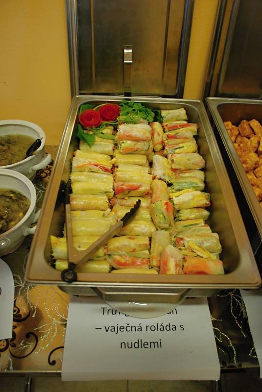 VIETNAMSKÉ SPECIALITY. Na různých specialitách z vietnamské kuchyně si Češi rádi pochutnají.